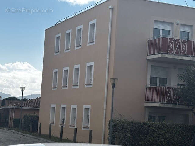Appartement à TREBES