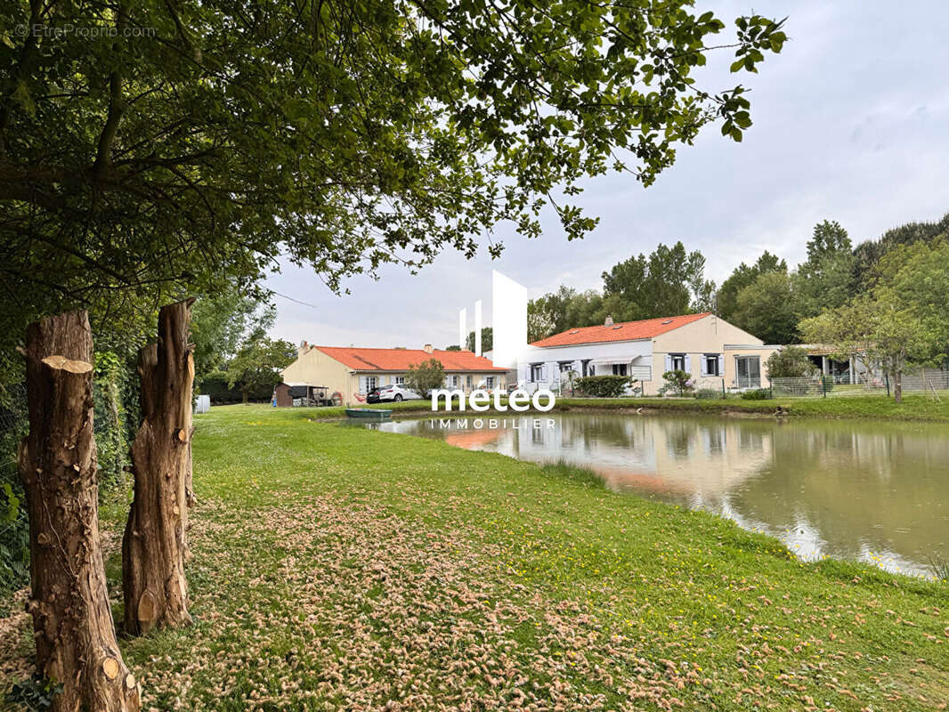 Maison à LA CHAPELLE-ACHARD