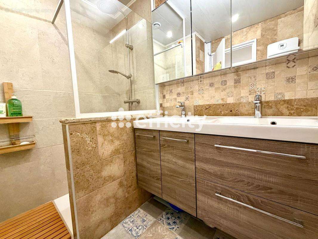 Appartement 71 m² à Nice  - photo 7