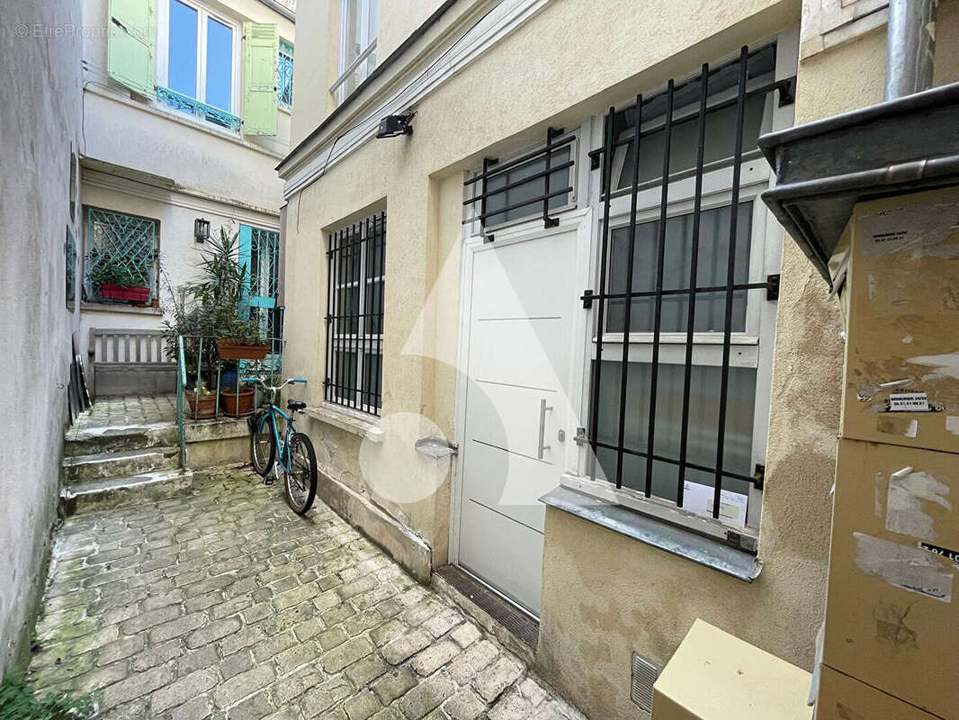 Appartement à PARIS-20E