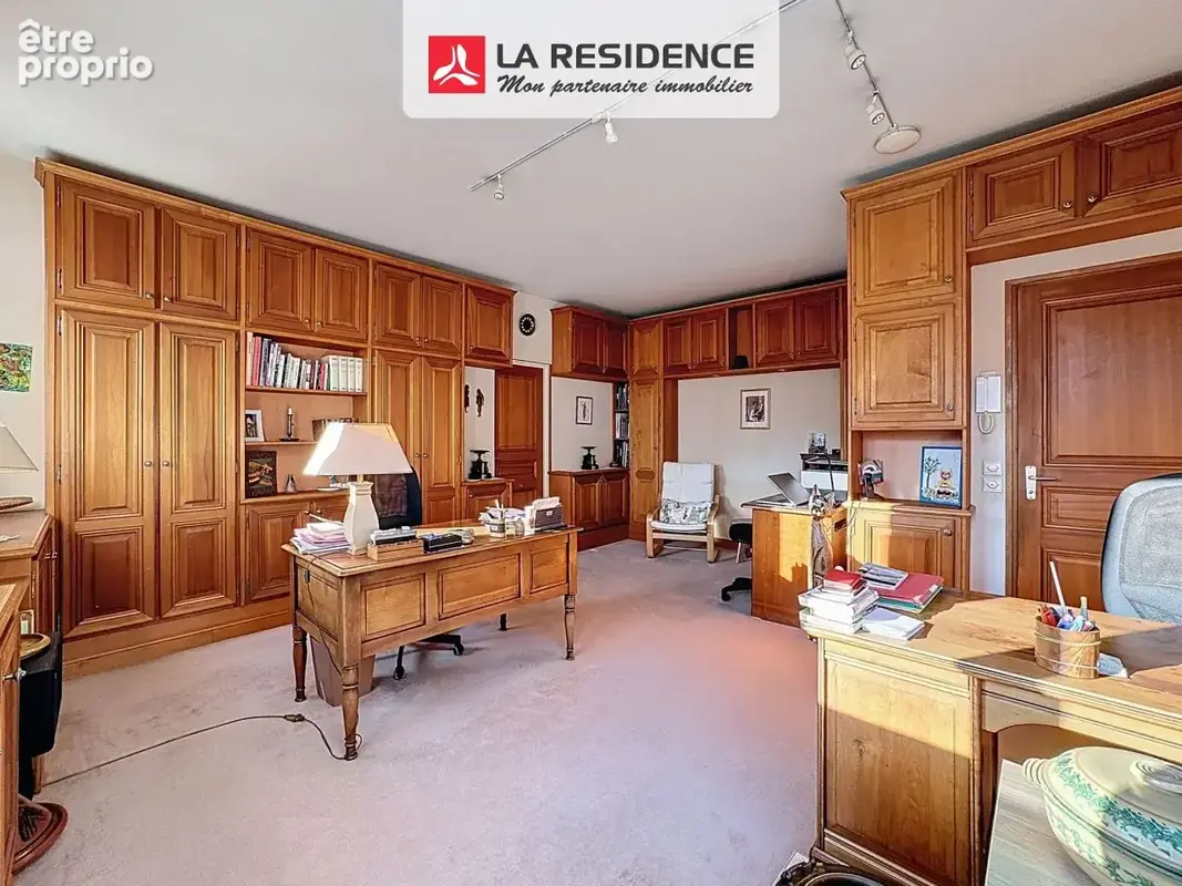 Appartement 131 m² à Saint-Denis  - photo 7