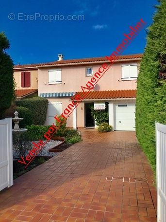 Maison à SAINT-JEAN-LASSEILLE