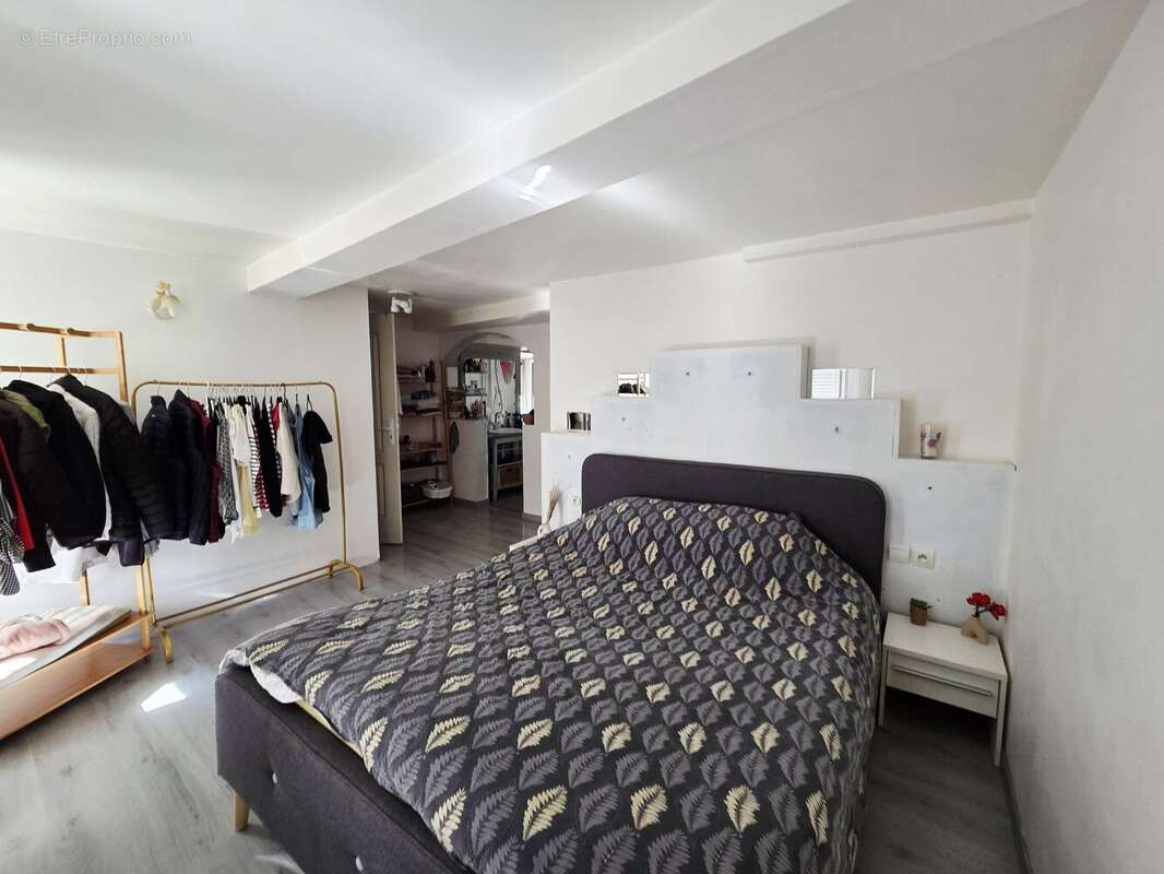 Maison à SAINT-CHINIAN