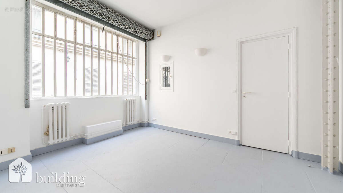 Paris 16ème - Place Victor Hugo- LOFT de 271 m² - photo 10