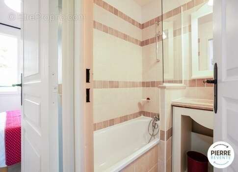 Appartement à GROSPIERRES