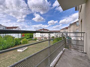 Appartement à SAVIGNY-LE-TEMPLE