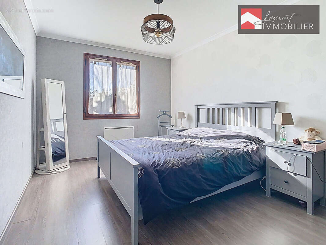 Maison à PONT-DE-VAUX