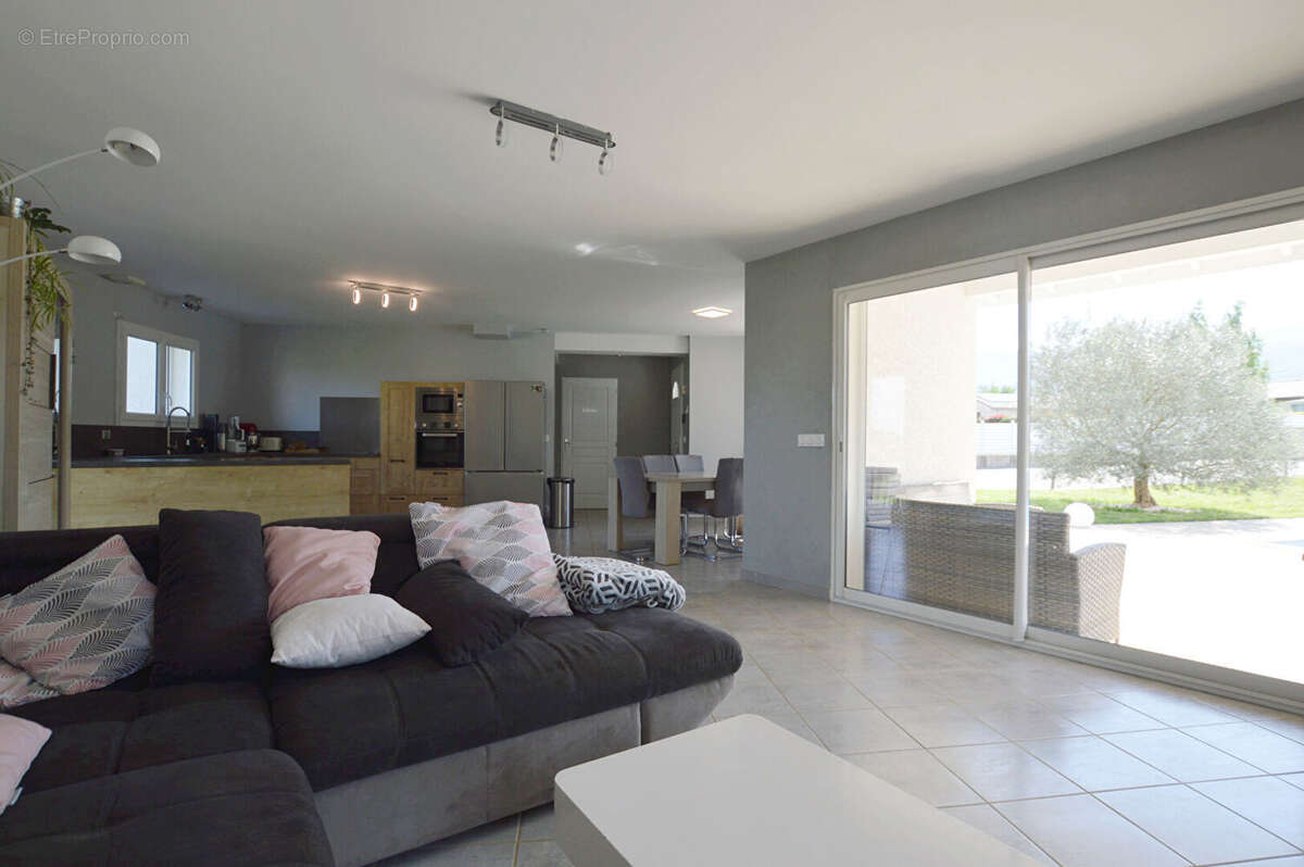 Maison à ROMANS-SUR-ISERE