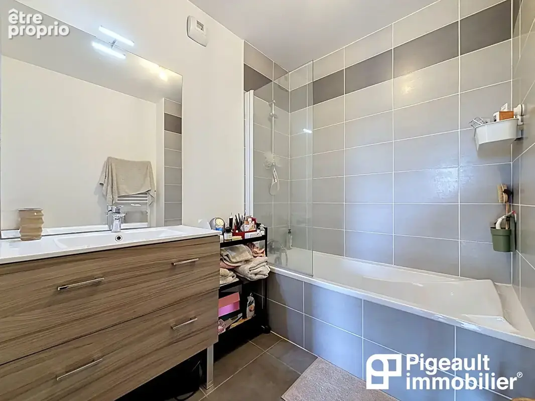 Appartement  T3 à vendre à Rennes - Alphonse Guérin - 68,56 m² - 2 chambres - Loggia - Parking - photo 6