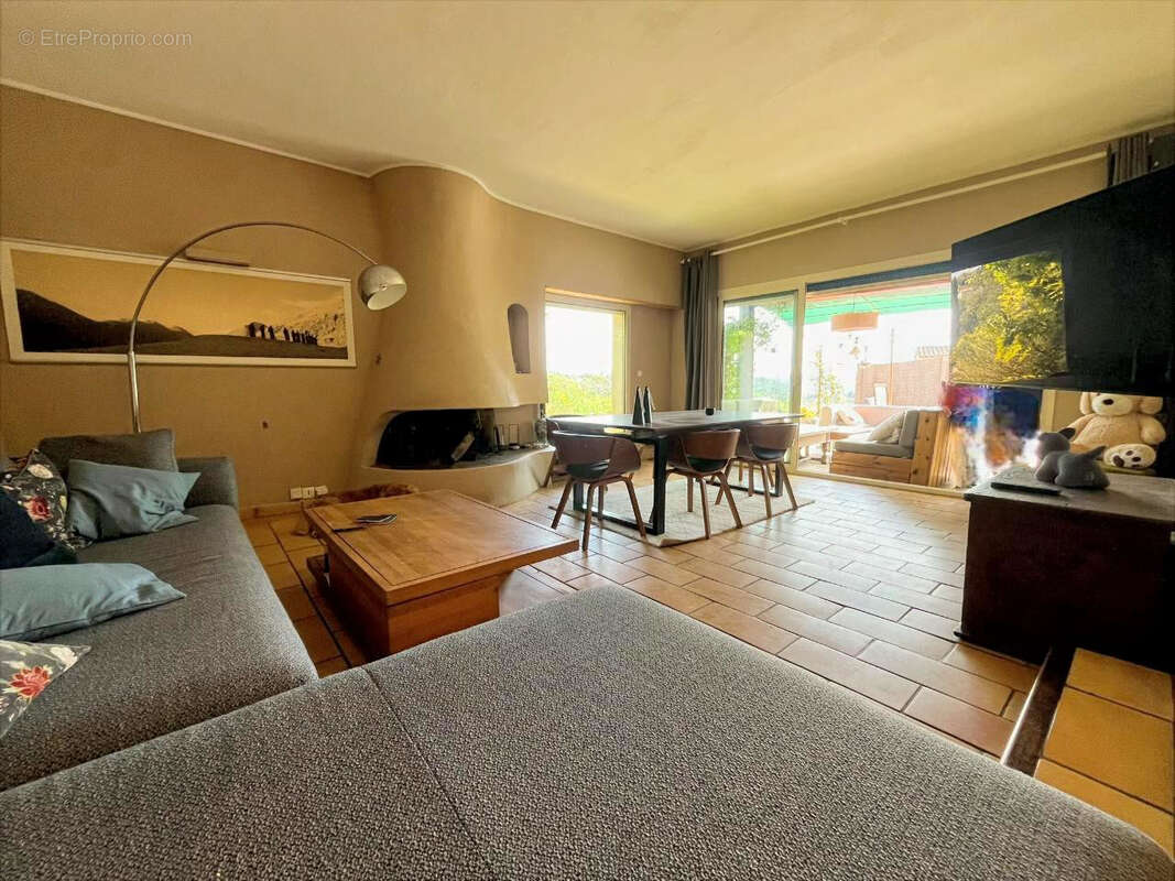 Maison à LA COLLE-SUR-LOUP