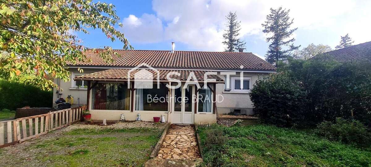 Photo 2 - Maison à CHABANAIS
