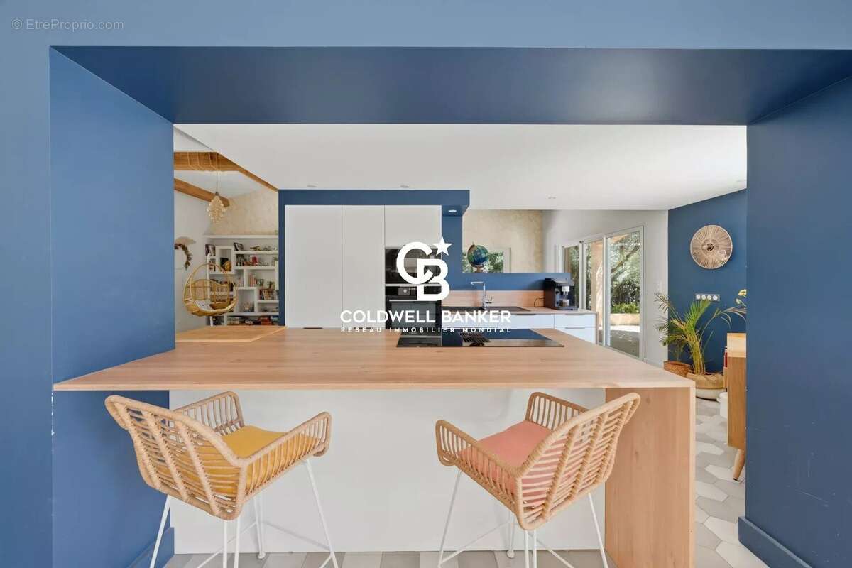 Appartement à SAINT-MATHIEU-DE-TREVIERS