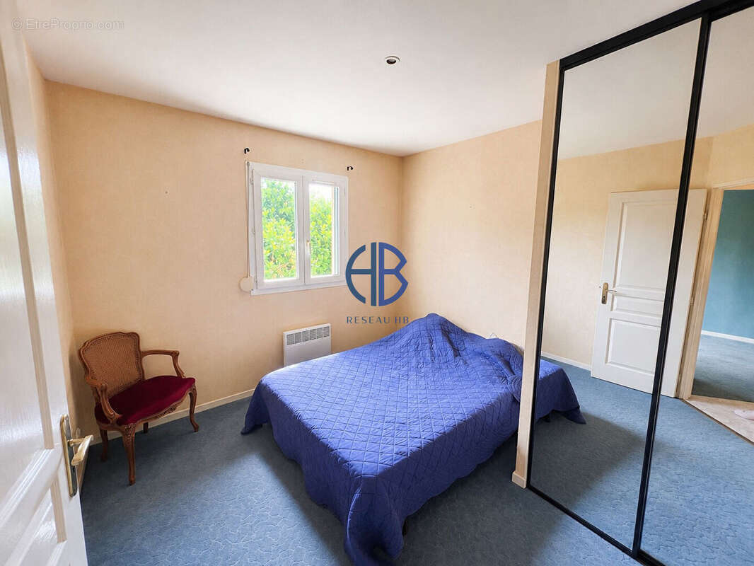 Maison Bourgoin Jallieu 5 pièce(s) 120 m² - photo 16
