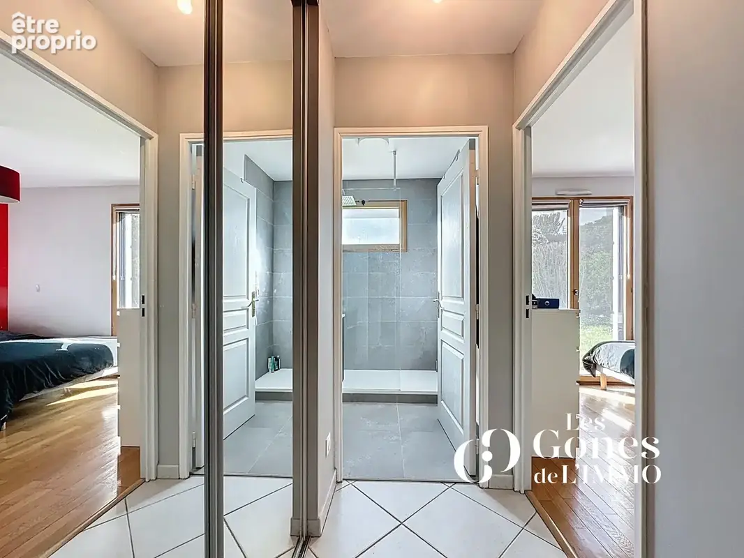 Tassin La Demi-Lune-Coup de cœur   T5 rez-de-jardin 120,73 m2 avec jardin 400 m2 triple expo - photo 13