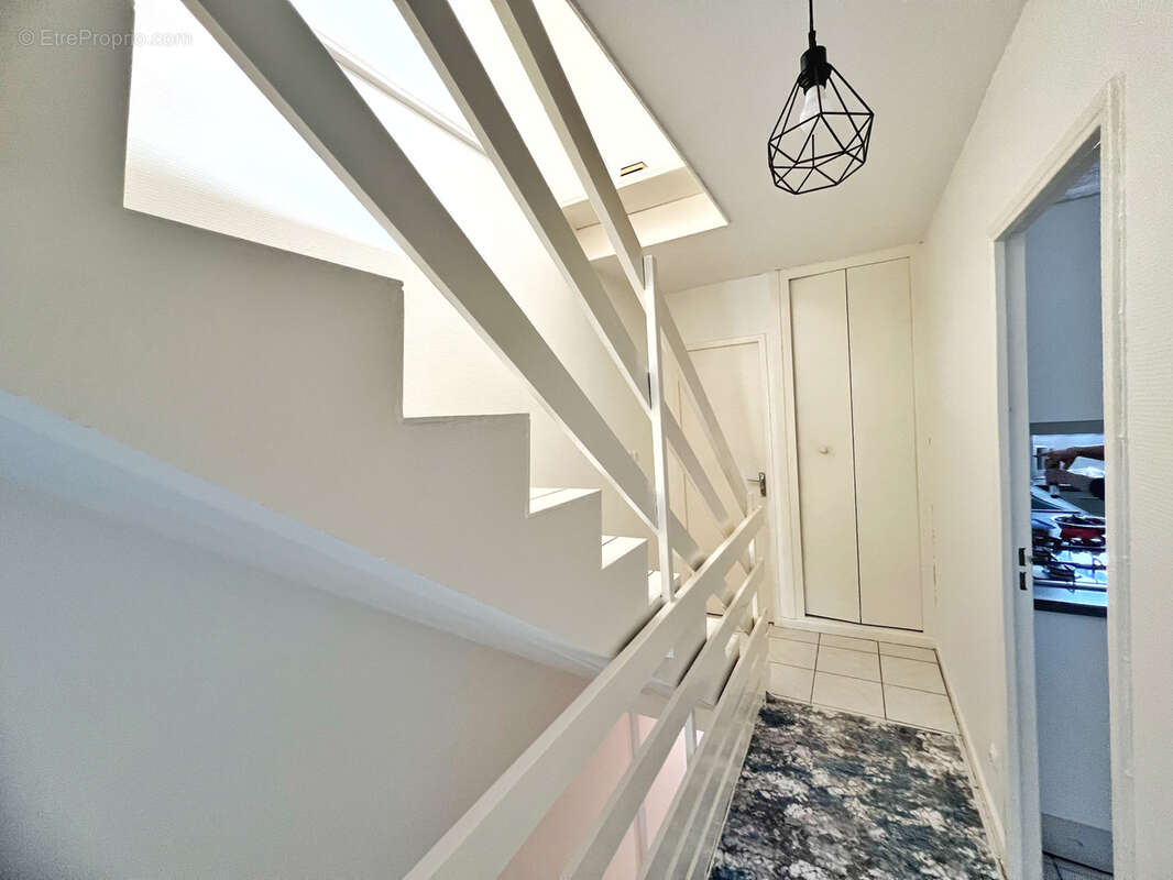 Maison à PIERRE-BENITE