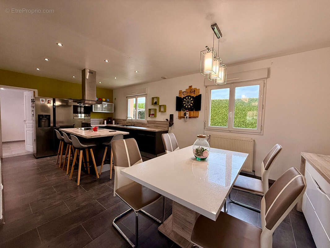 Maison à ROGERVILLE