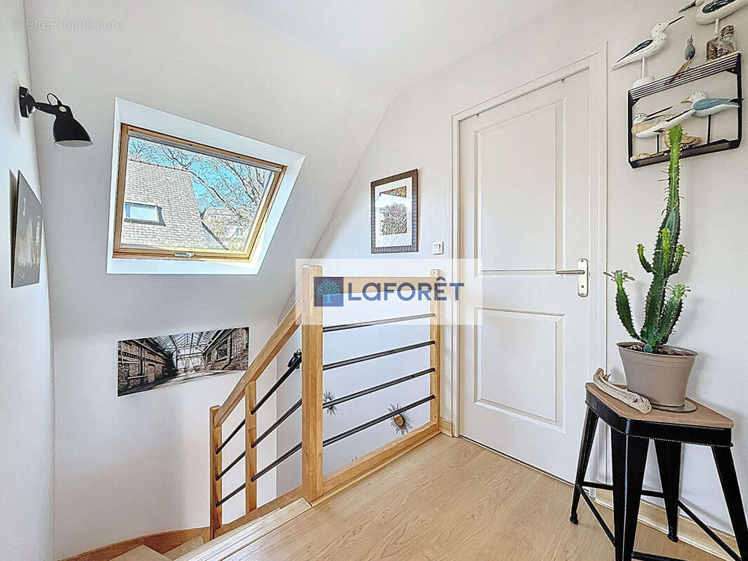 Maison à LE RELECQ-KERHUON