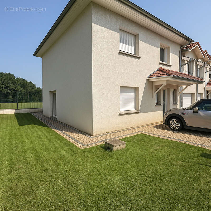 Maison à SAINT-GENIS-POUILLY