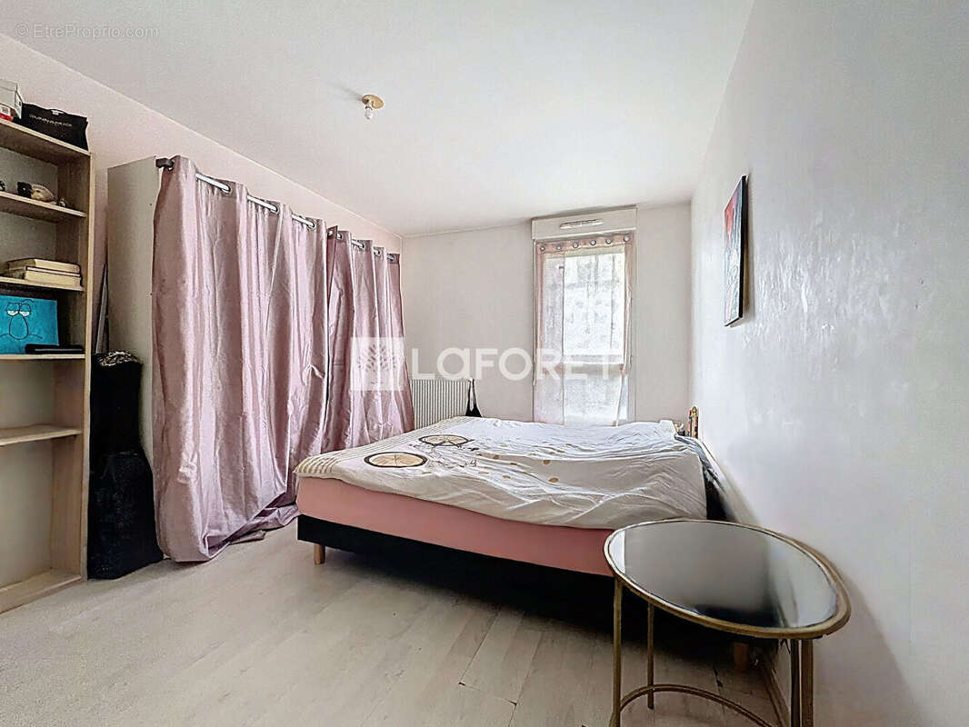 Appartement à LIMEIL-BREVANNES