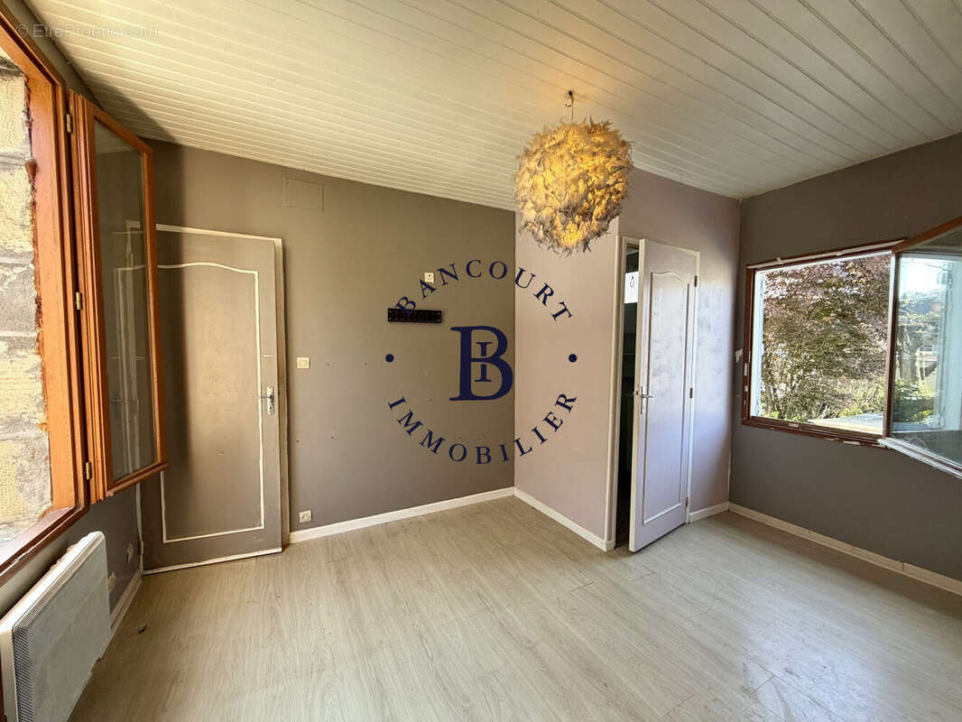 Maison à BRIVE-LA-GAILLARDE