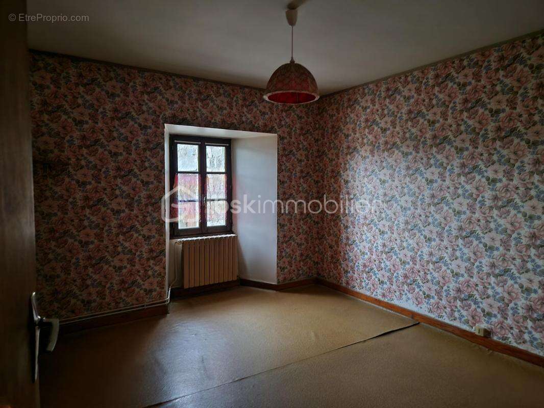 Maison à SAINT-ALBAN-SUR-LIMAGNOLE