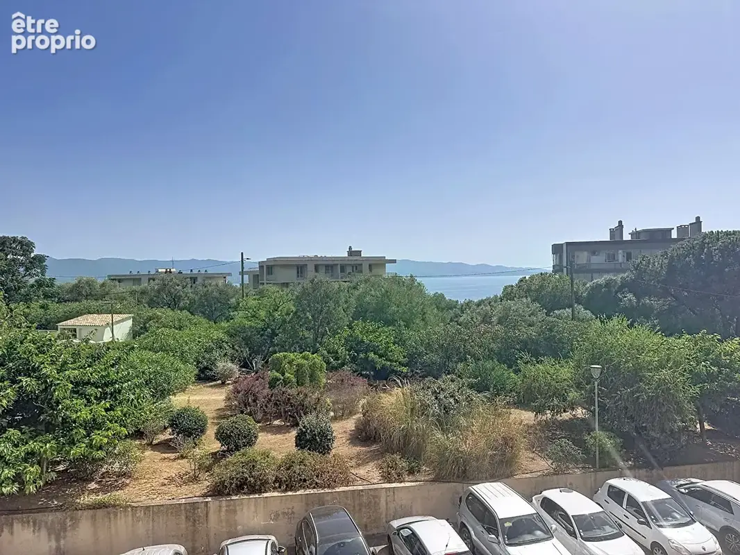 Appartement 90 m² avec grande terrasse et aperçu mer ? Résidence calme - photo 3