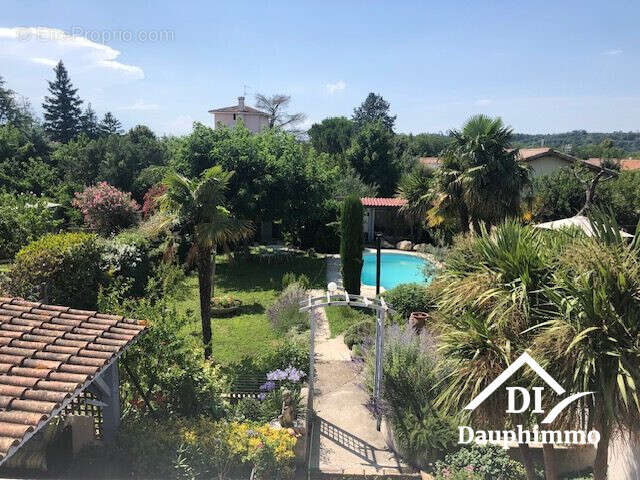 Maison à ROMANS-SUR-ISERE