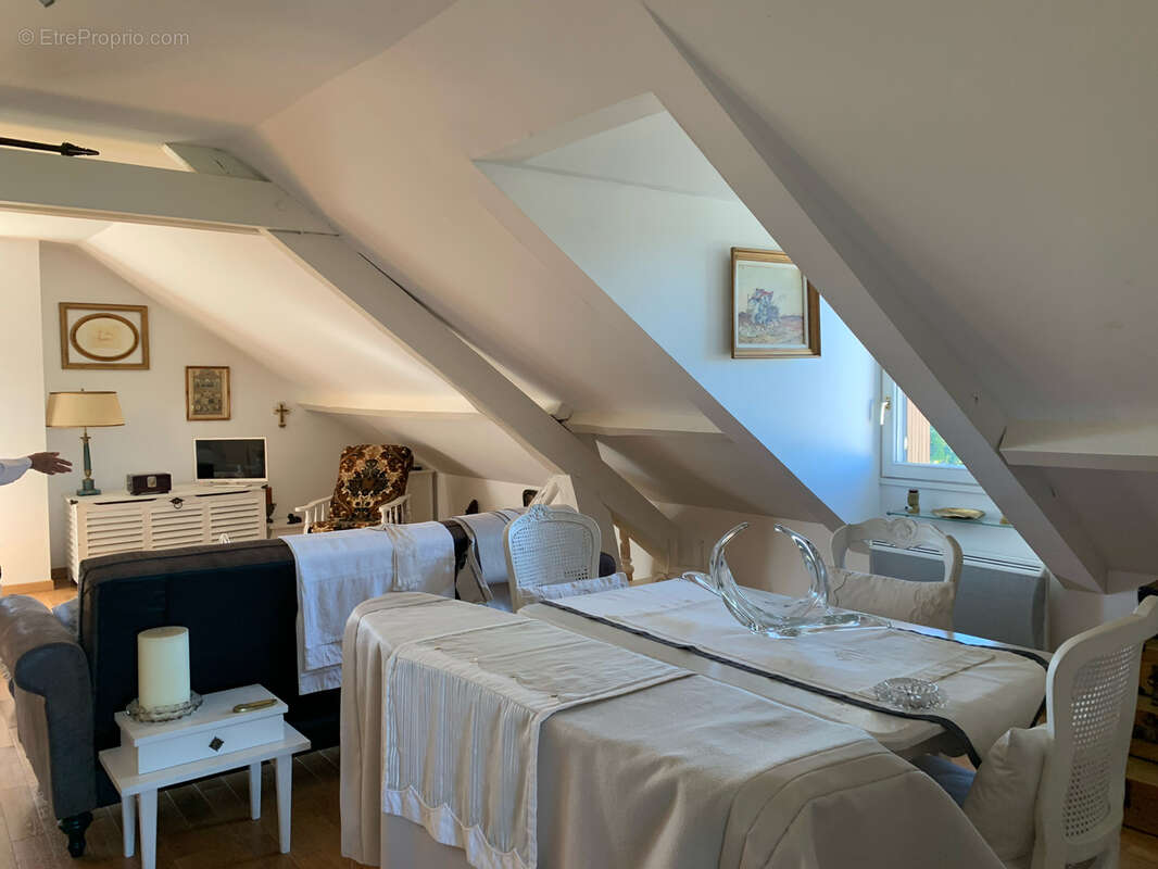 Appartement à LAGUENNE