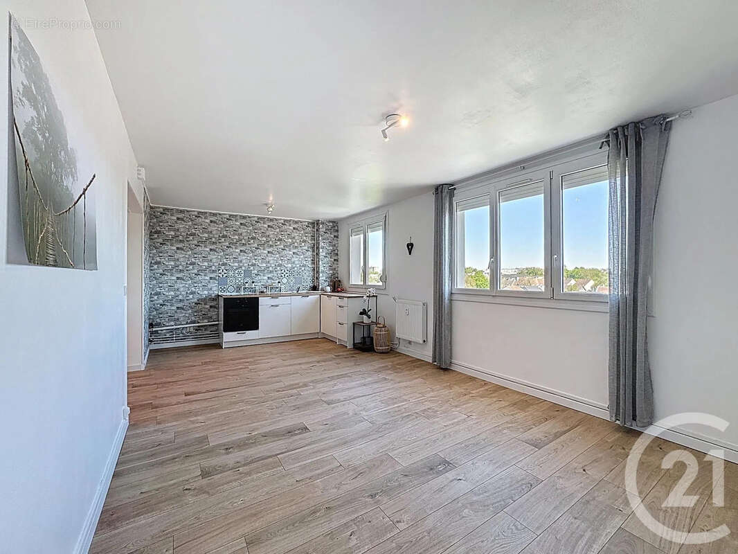 Appartement à TINQUEUX