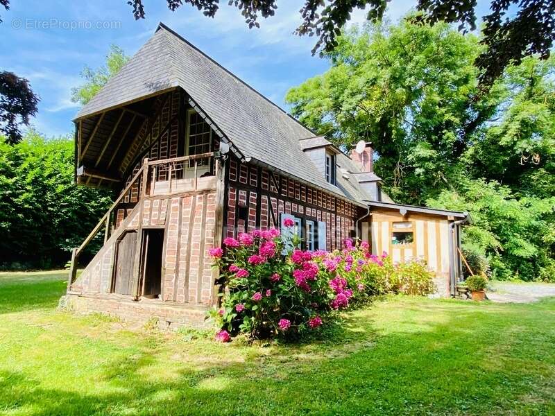 Maison à PONT-L'EVEQUE