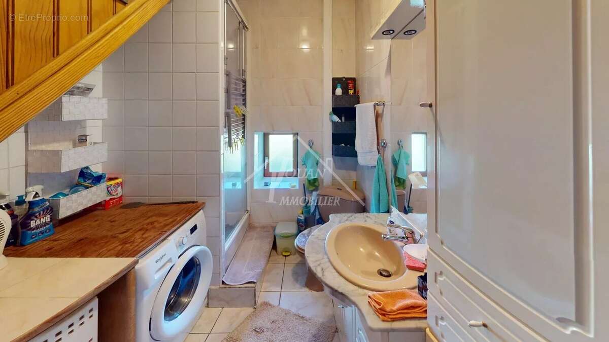 Maison à LOUROUX-DE-BEAUNE