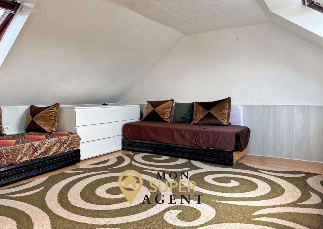 Maison à LE MEE-SUR-SEINE