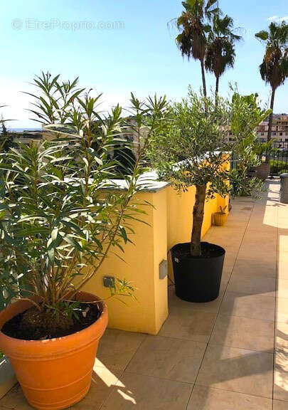 Appartement à MENTON