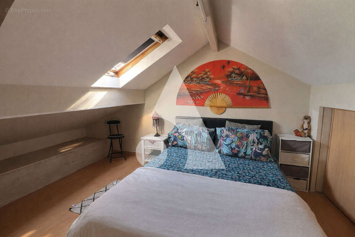 Maison à MERY-SUR-OISE