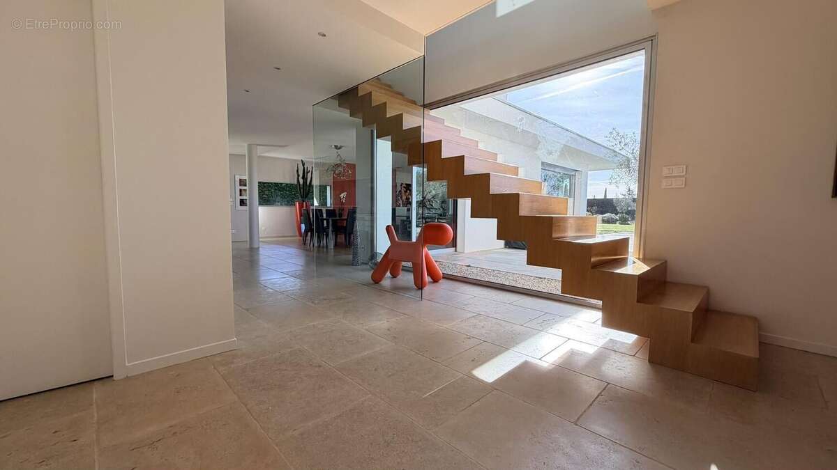 Photo 2 - Maison à LA TOUR-DE-SALVAGNY