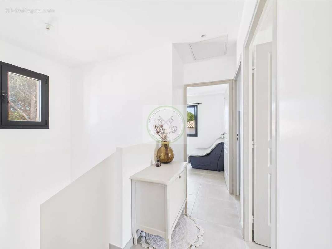 Maison à PUGET-SUR-ARGENS