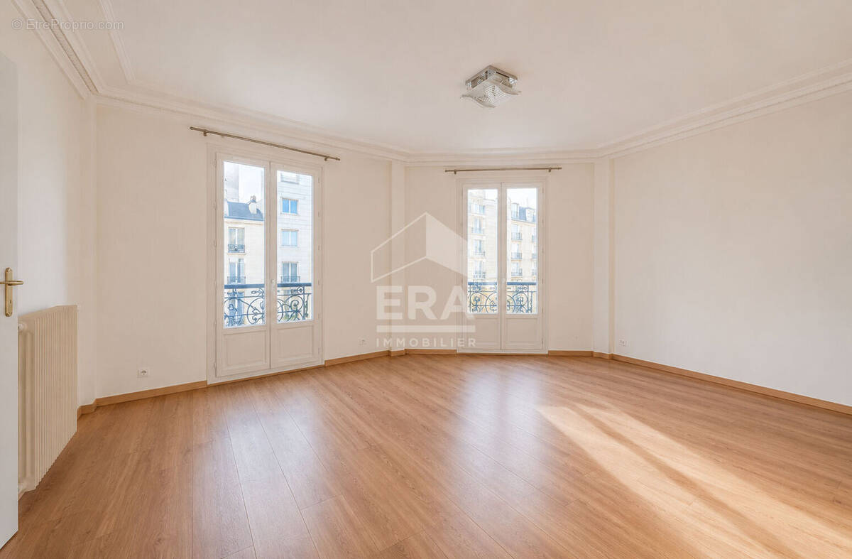 Appartement à CLICHY