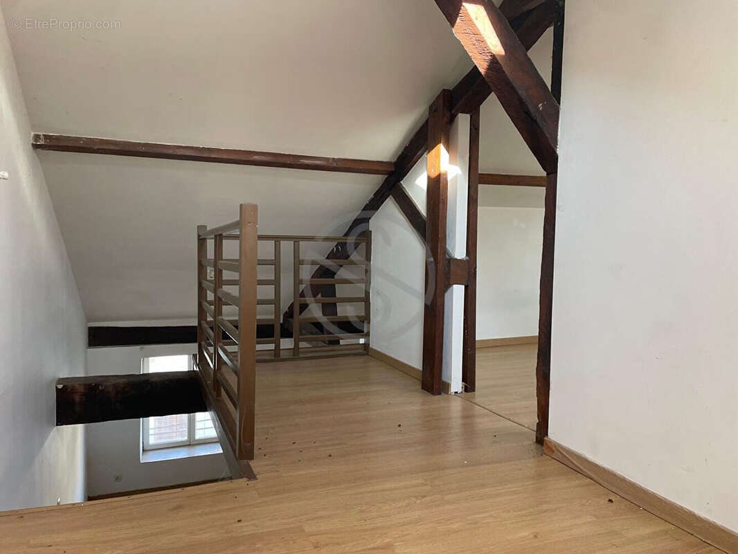 Appartement La Cote Saint André 2 pièces 55.84m² - photo 2