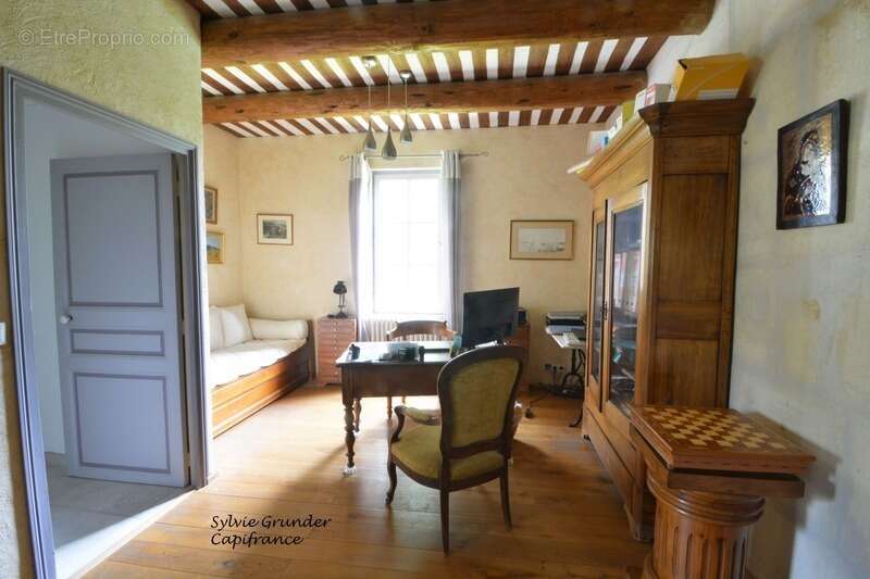 Propriete à vendre 7 pièces RAPHELE LES ARLES (13) 240m² évolutif sur 3300 m² avec piscine - photo 14