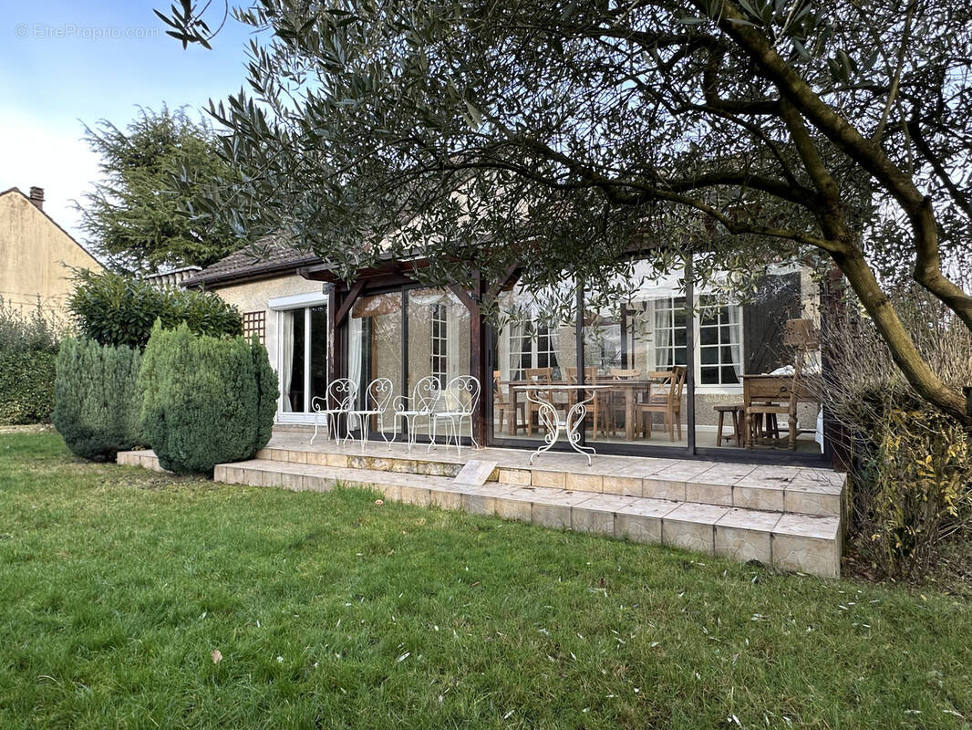 Maison à LE MEE-SUR-SEINE