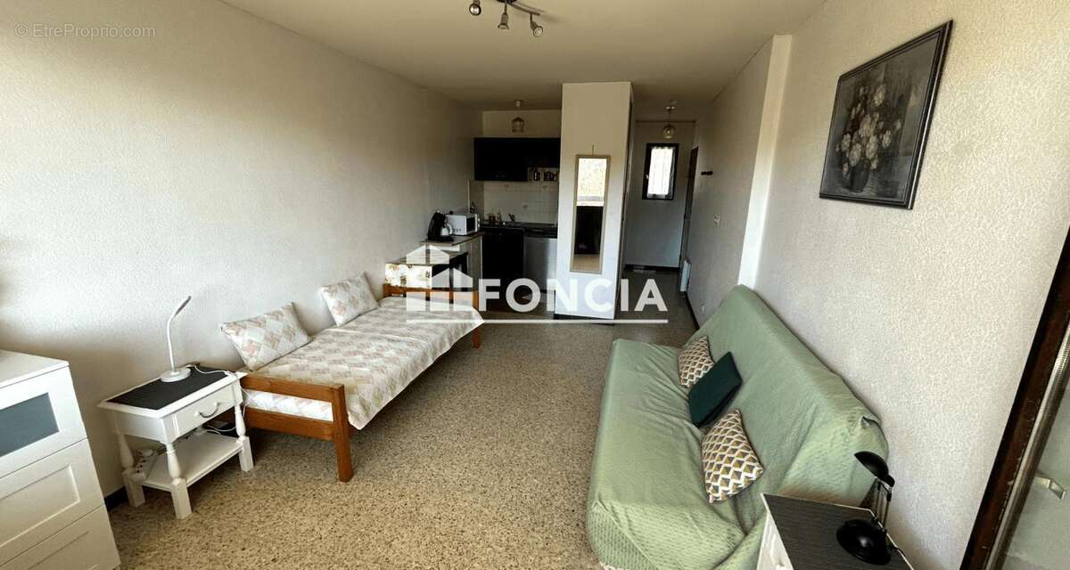 À vendre – Charmant studio avec terrasse et vue mer – La Favière - photo 3