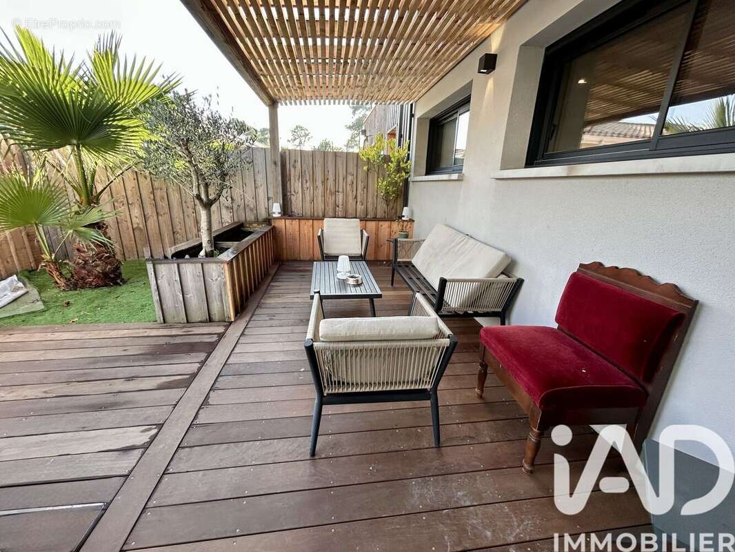 Photo 2 - Maison à VENDAYS-MONTALIVET