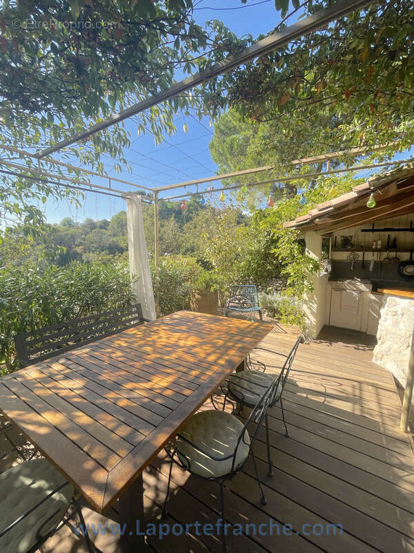 HAUT DE CAGNES Adorable maison de village 2/3 chambres jardin piscine - photo 26