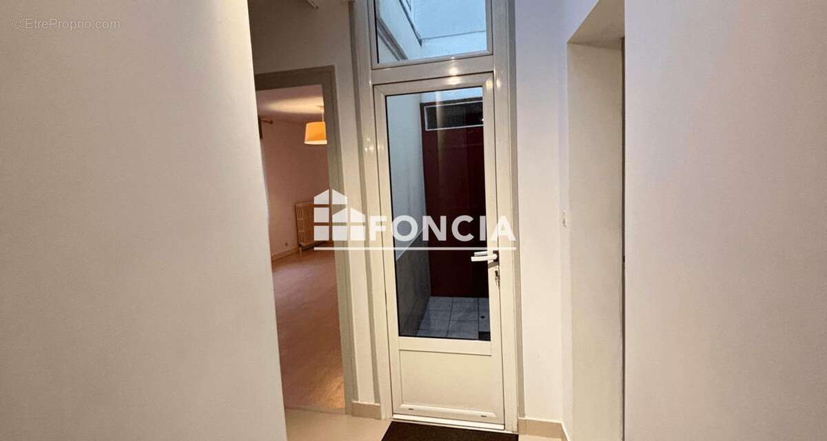 Maison à AZAY-LE-RIDEAU