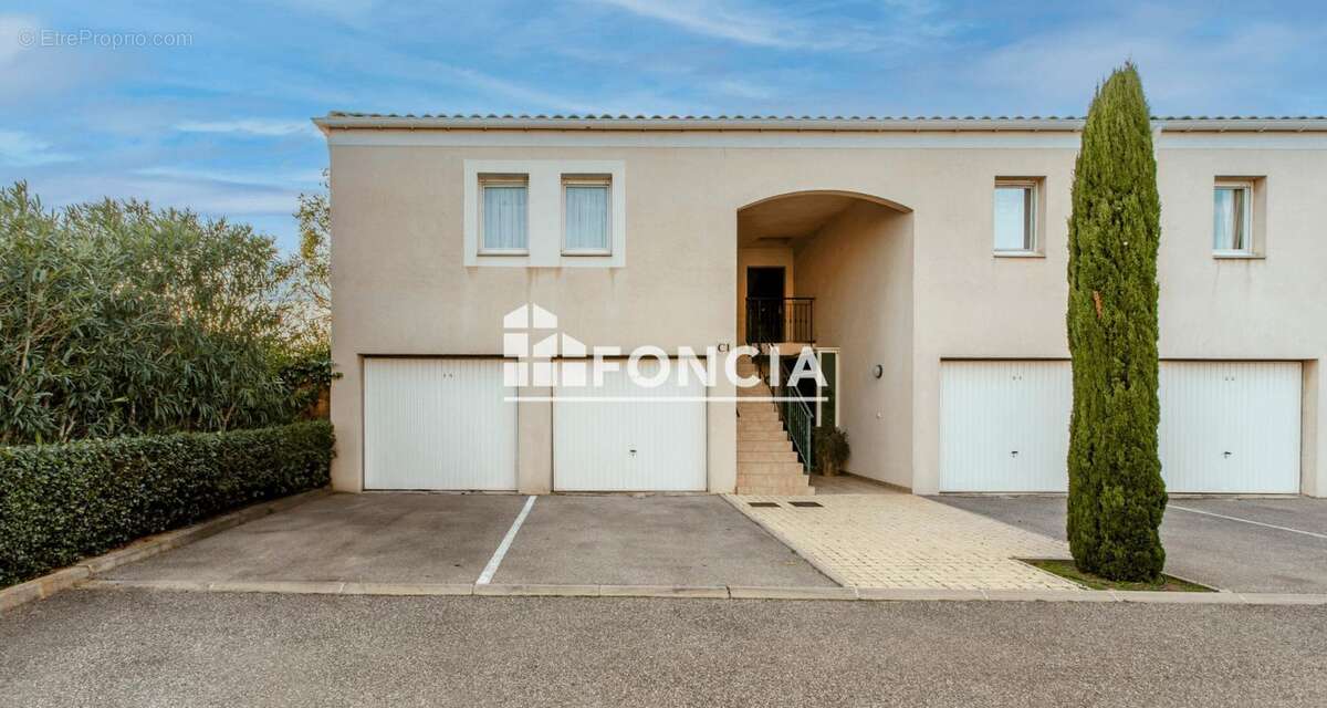 Appartement à SALON-DE-PROVENCE