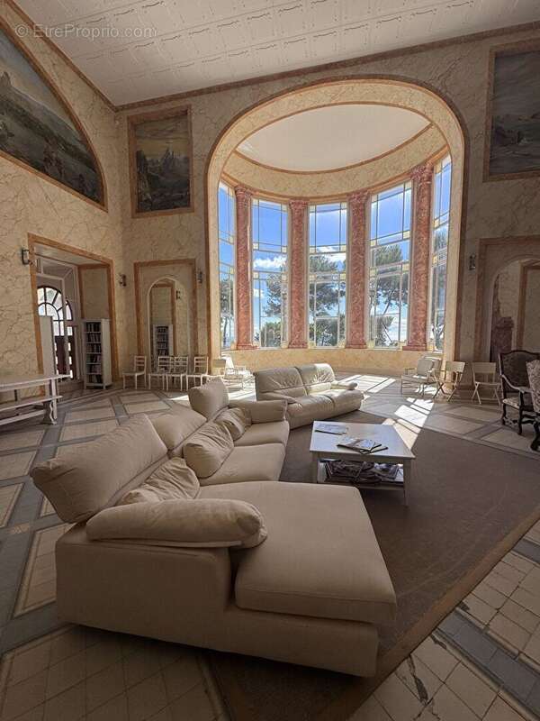 Appartement à HYERES