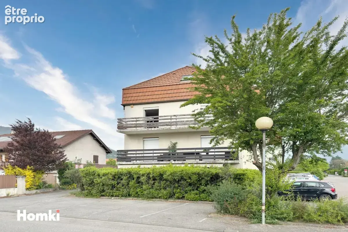 À vendre – T3 lumineux avec balcon et vue dégagée à Seyssins - photo 2