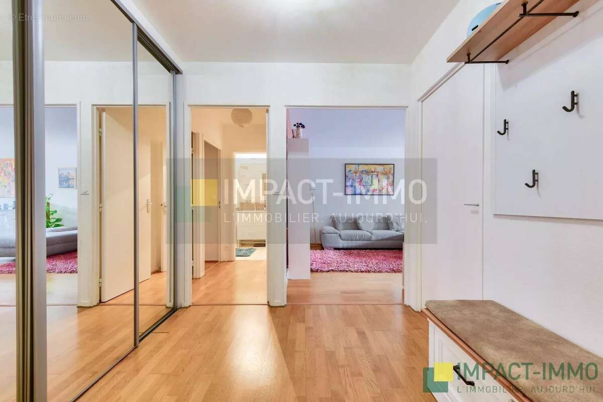 Appartement à SURESNES