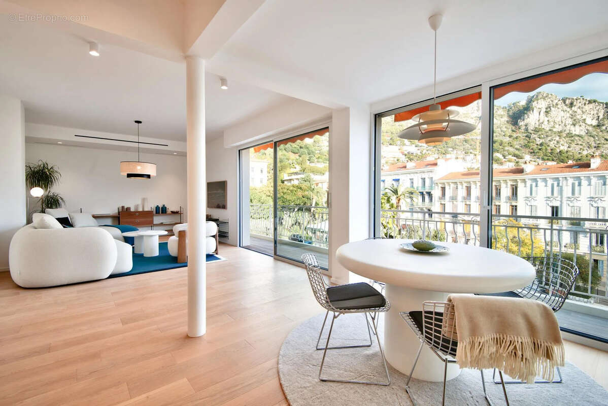 Appartement à BEAULIEU-SUR-MER