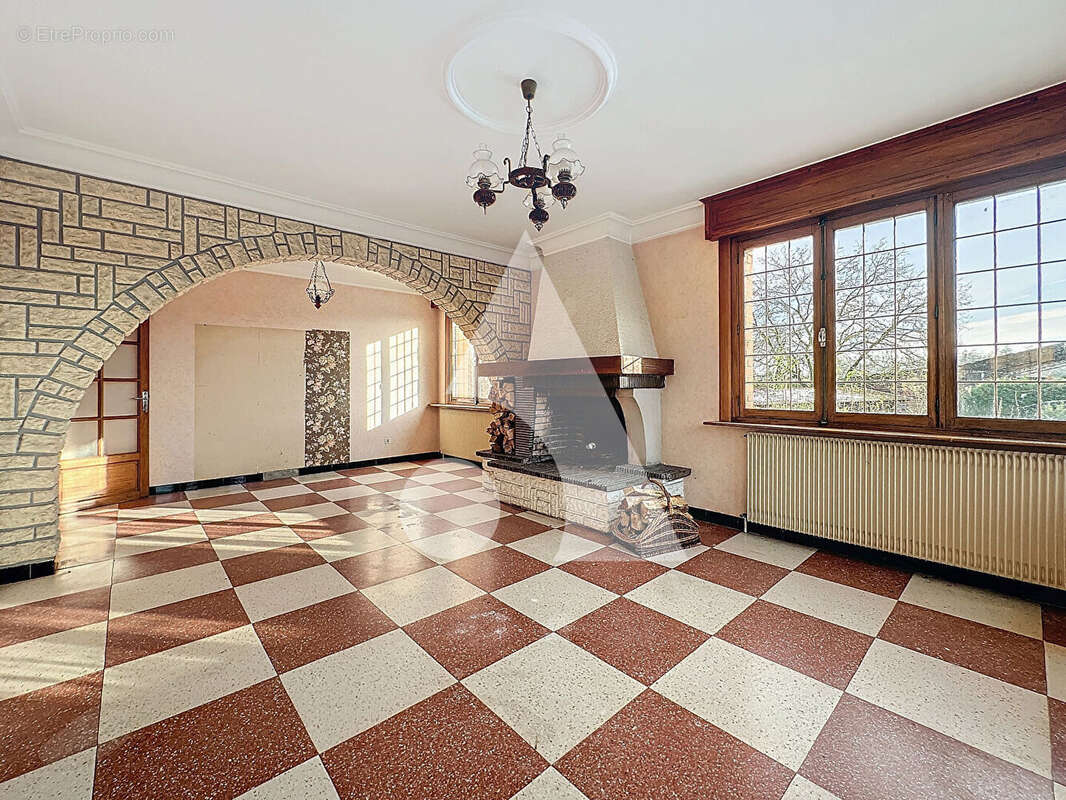 Maison à SAINT-AMAND-LES-EAUX